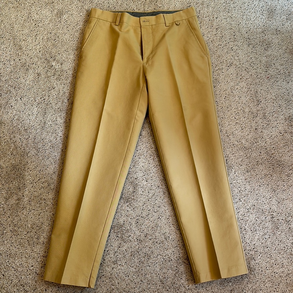 Joseph Abboud 32x30 Khaki dress pants. Like new.